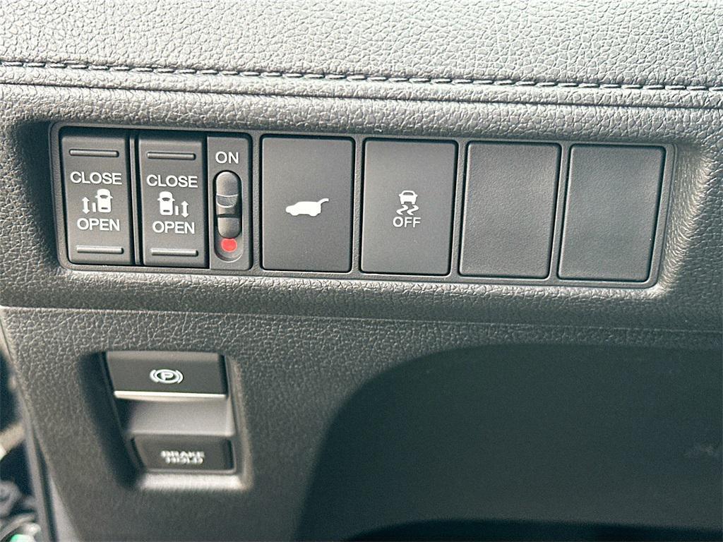 new 2026 Honda Odyssey car, priced at $42,769