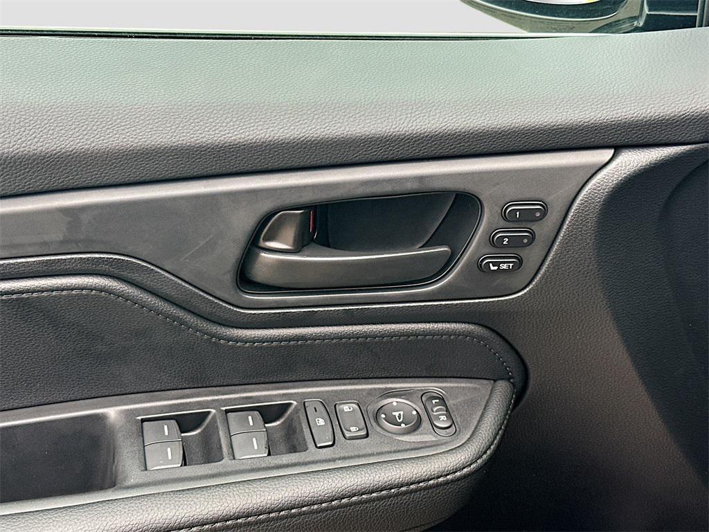 new 2026 Honda Odyssey car, priced at $42,769