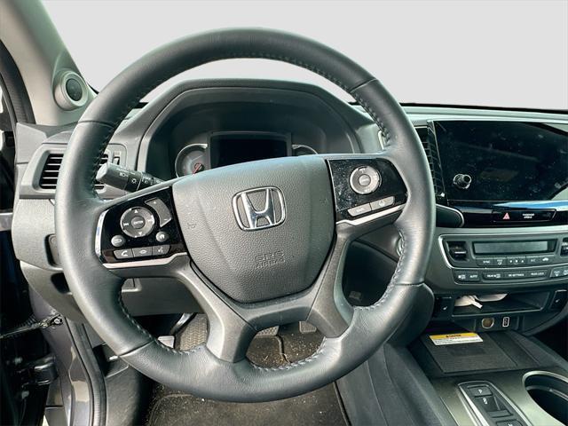 used 2022 Honda Pilot car, priced at $35,999