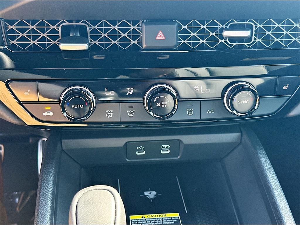 new 2025 Honda Accord Hybrid car, priced at $34,717