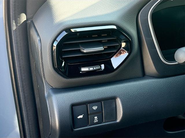 new 2025 Honda Pilot car, priced at $50,781