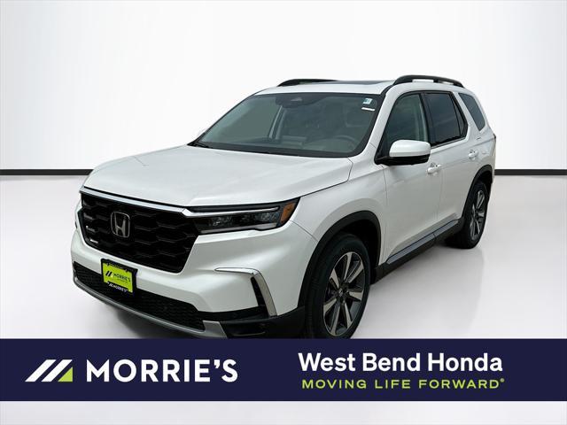 new 2025 Honda Pilot car, priced at $49,304