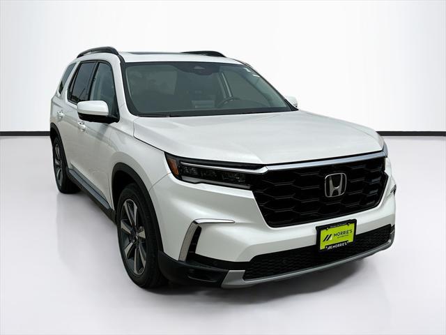 new 2025 Honda Pilot car, priced at $49,304