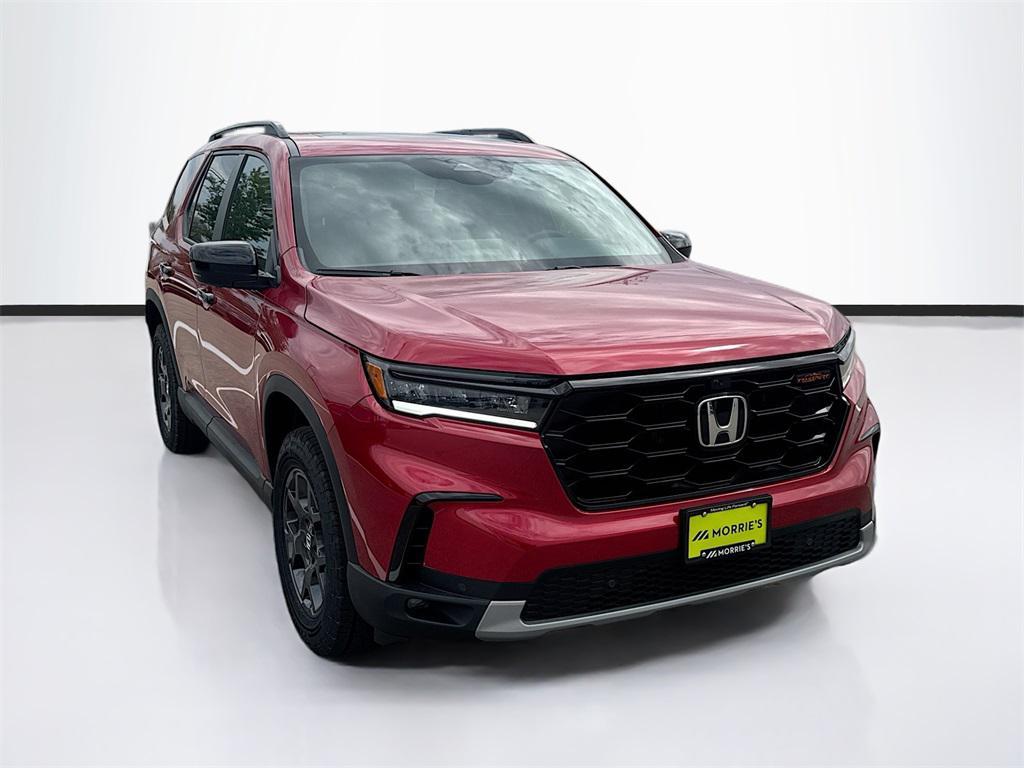 new 2025 Honda Pilot car, priced at $47,859