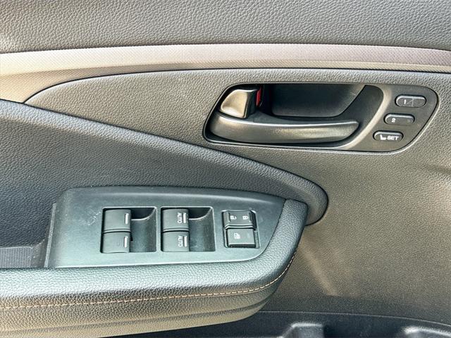 used 2022 Honda Passport car, priced at $34,999