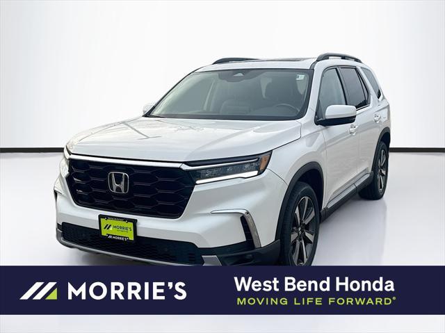 new 2025 Honda Pilot car, priced at $47,429