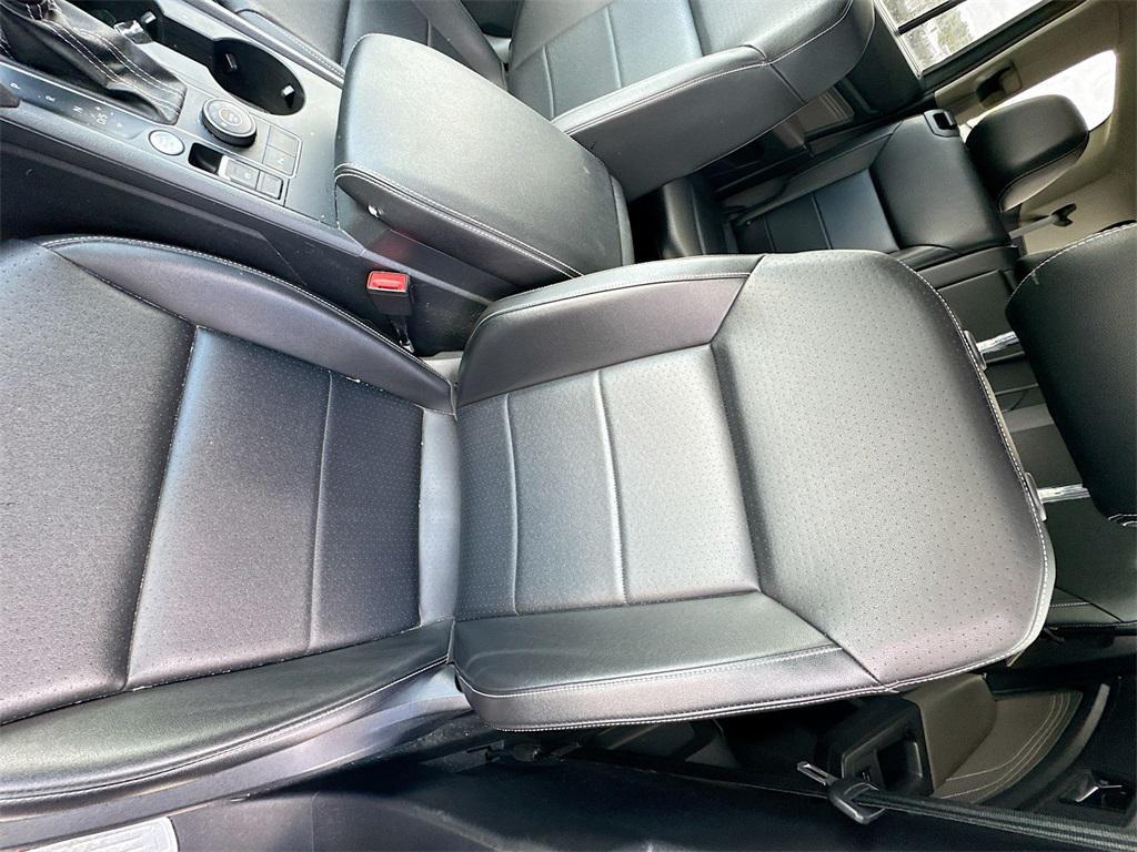 used 2021 Volkswagen Atlas car, priced at $24,900