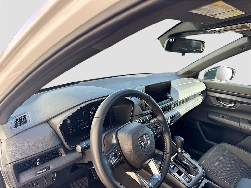 used 2025 Honda CR-V Hybrid car, priced at $34,500