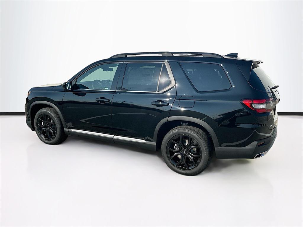 new 2025 Honda Pilot car, priced at $48,339