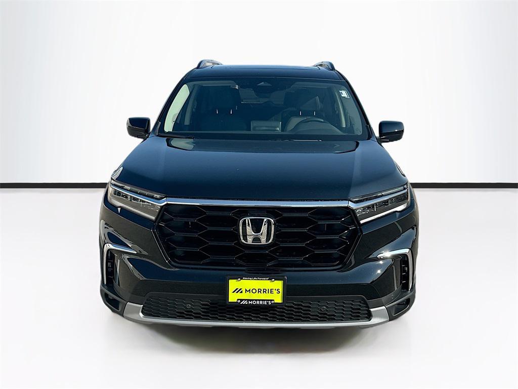 new 2025 Honda Pilot car, priced at $48,339