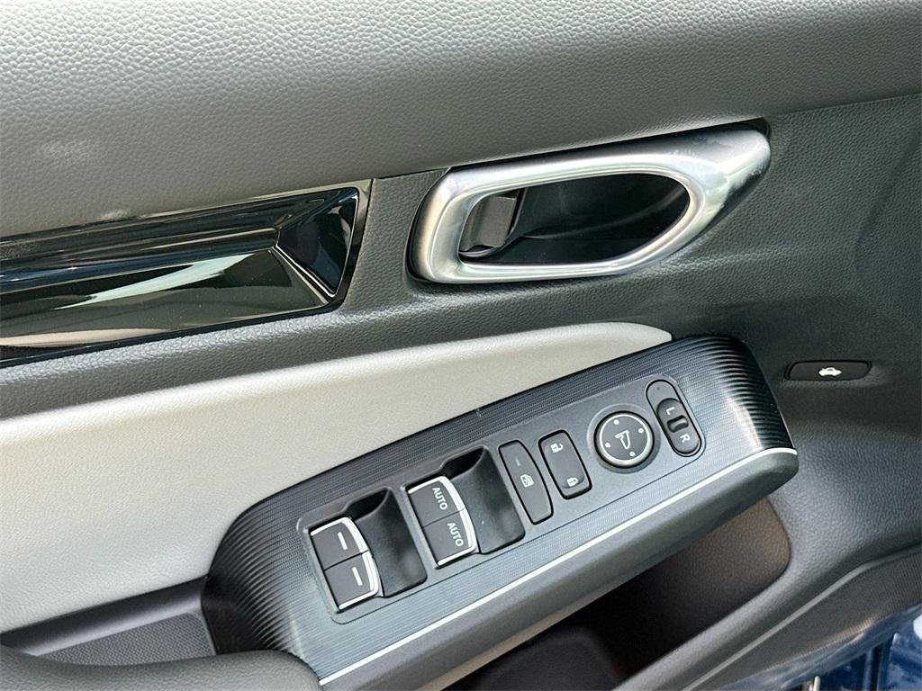 new 2026 Honda Civic Hybrid car, priced at $31,976