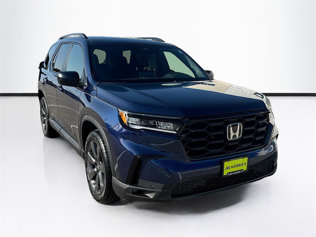 new 2025 Honda Pilot car, priced at $41,407