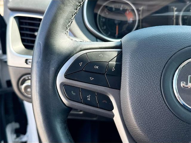used 2019 Jeep Cherokee car, priced at $15,711