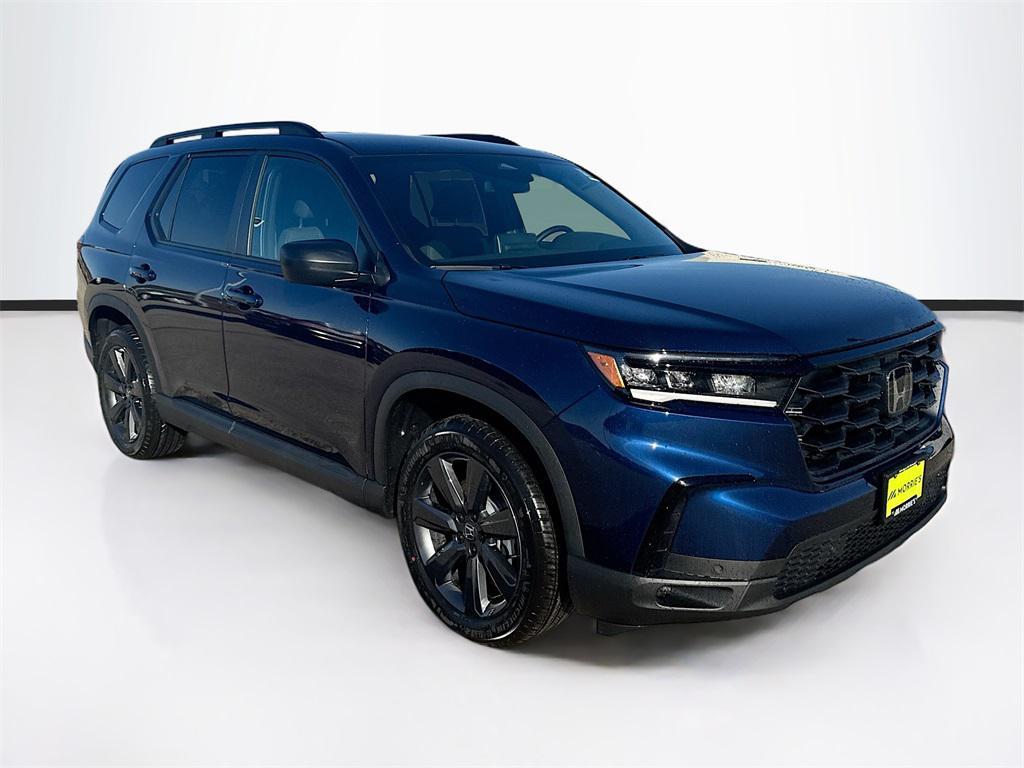 new 2025 Honda Pilot car, priced at $39,907