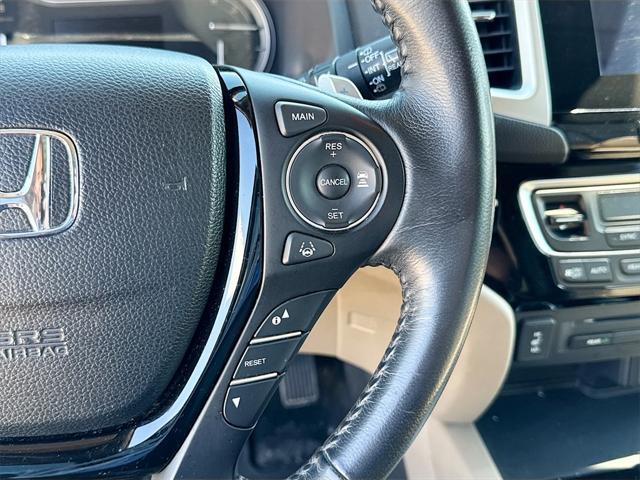 used 2016 Honda Pilot car, priced at $18,999