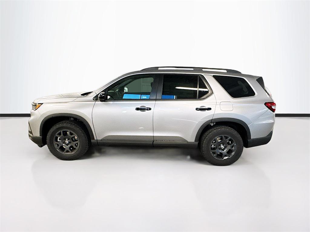 new 2025 Honda Pilot car, priced at $47,432