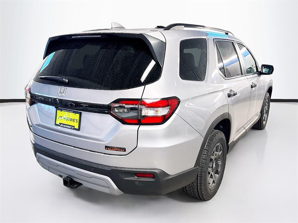 new 2025 Honda Pilot car, priced at $47,432