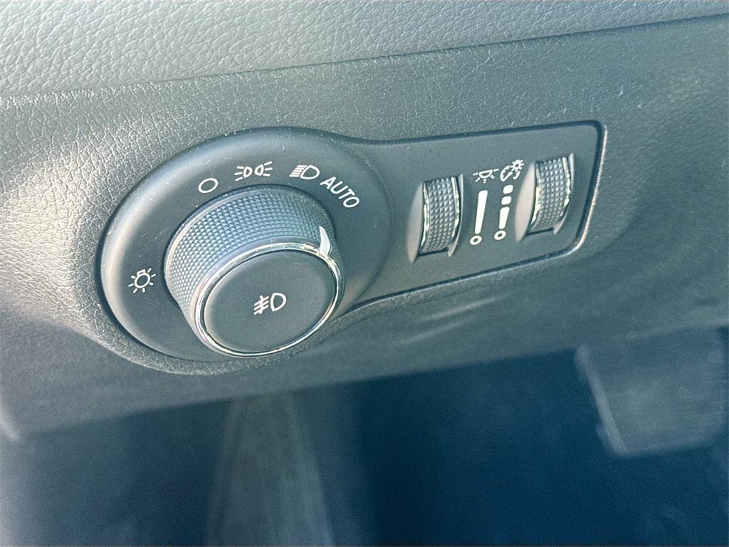 used 2018 Jeep Compass car, priced at $13,997