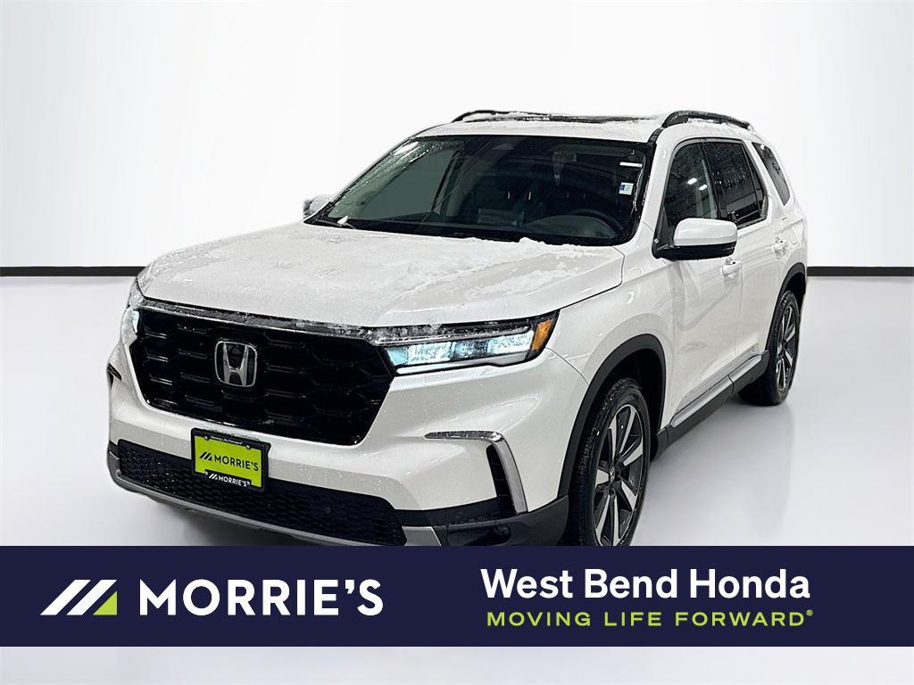 new 2025 Honda Pilot car, priced at $45,803