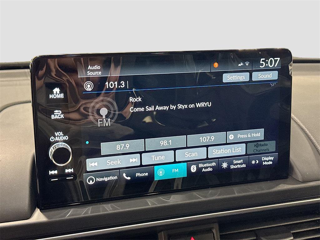 new 2025 Honda Pilot car, priced at $45,803