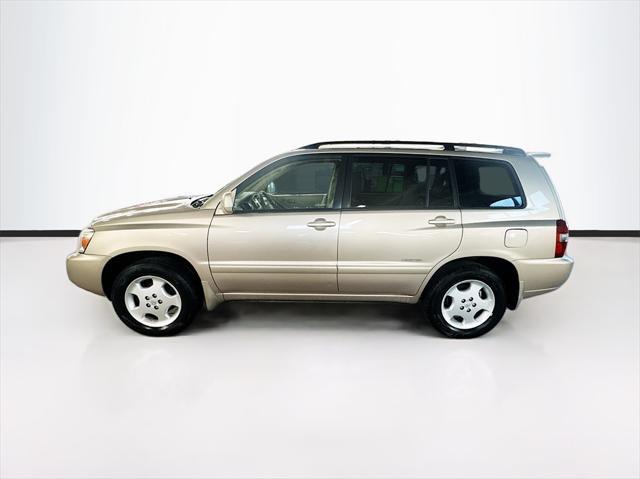 used 2007 Toyota Highlander car, priced at $7,997