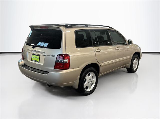 used 2007 Toyota Highlander car, priced at $7,997