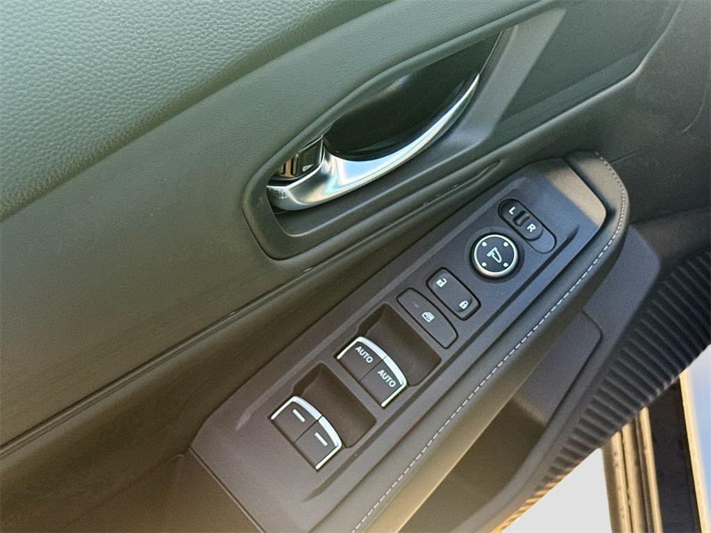 new 2025 Honda Accord Hybrid car, priced at $33,255