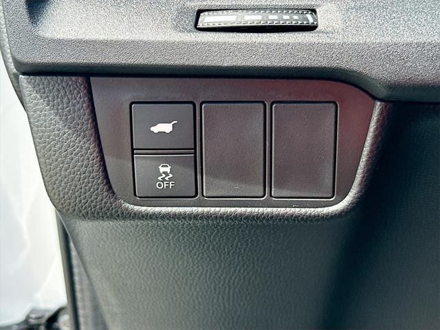 new 2025 Honda CR-V Hybrid car, priced at $37,740