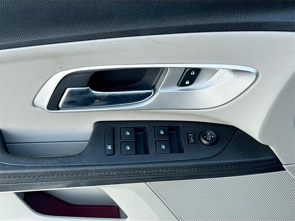 used 2016 Chevrolet Equinox car, priced at $9,250