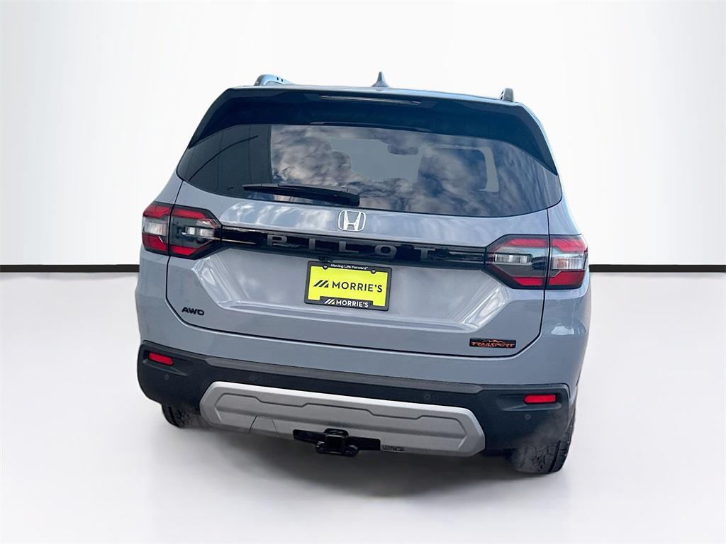 new 2025 Honda Pilot car, priced at $46,719