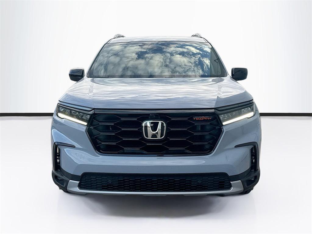 new 2025 Honda Pilot car, priced at $46,719