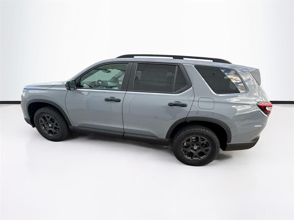 new 2025 Honda Pilot car, priced at $46,719