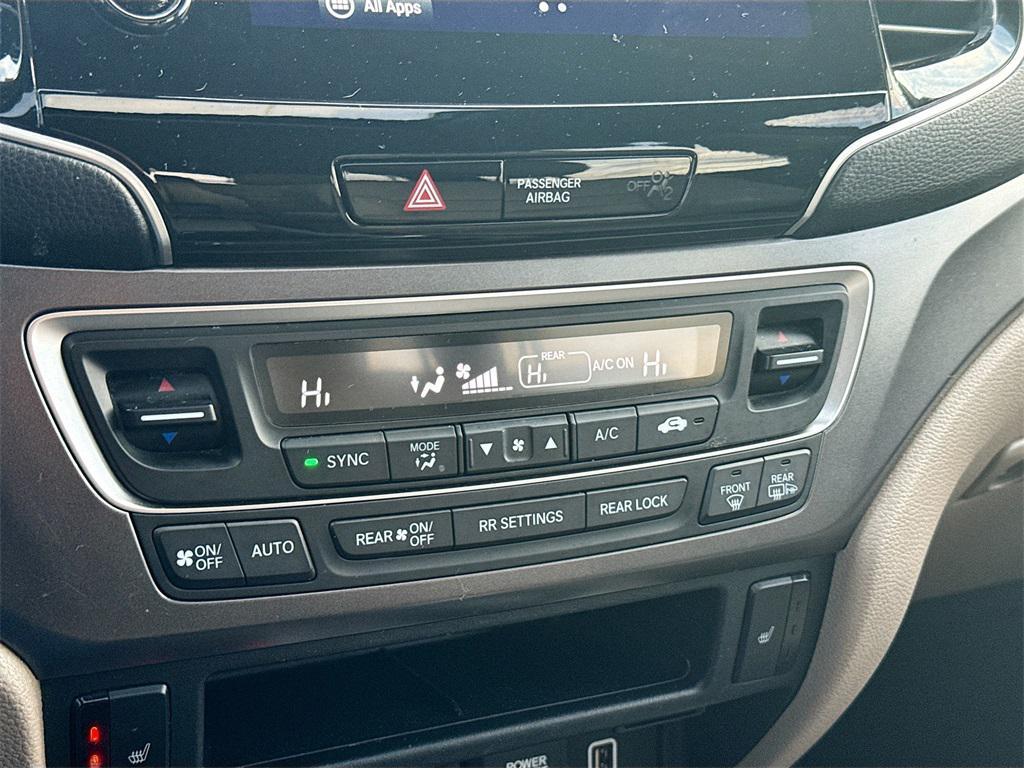 used 2022 Honda Pilot car, priced at $22,422