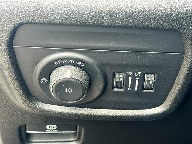 used 2023 Jeep Grand Cherokee car, priced at $29,525