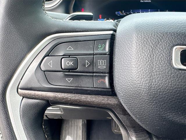 used 2023 Jeep Grand Cherokee car, priced at $29,525
