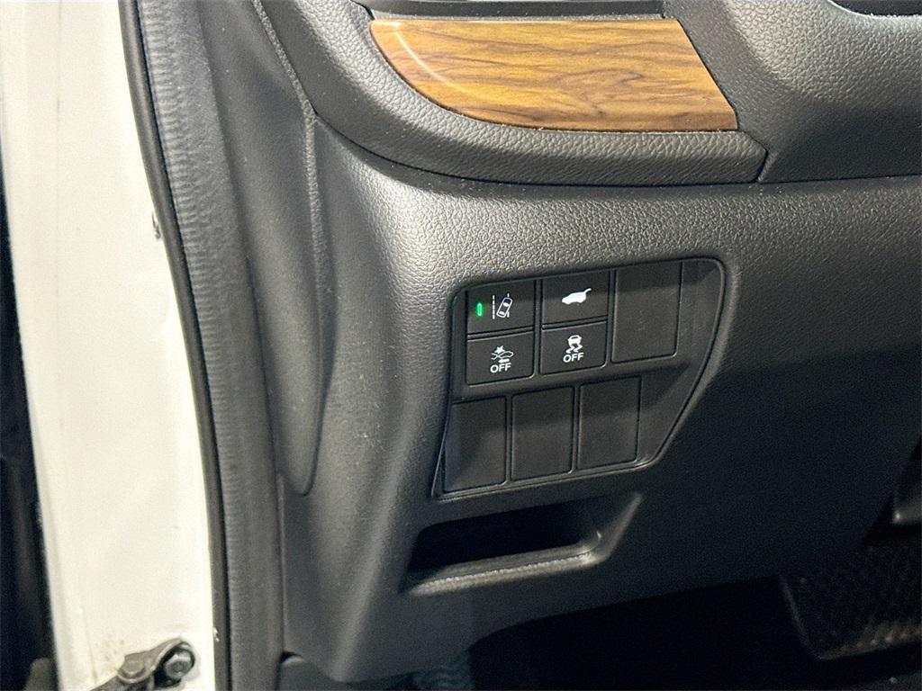 used 2020 Honda CR-V car, priced at $25,900