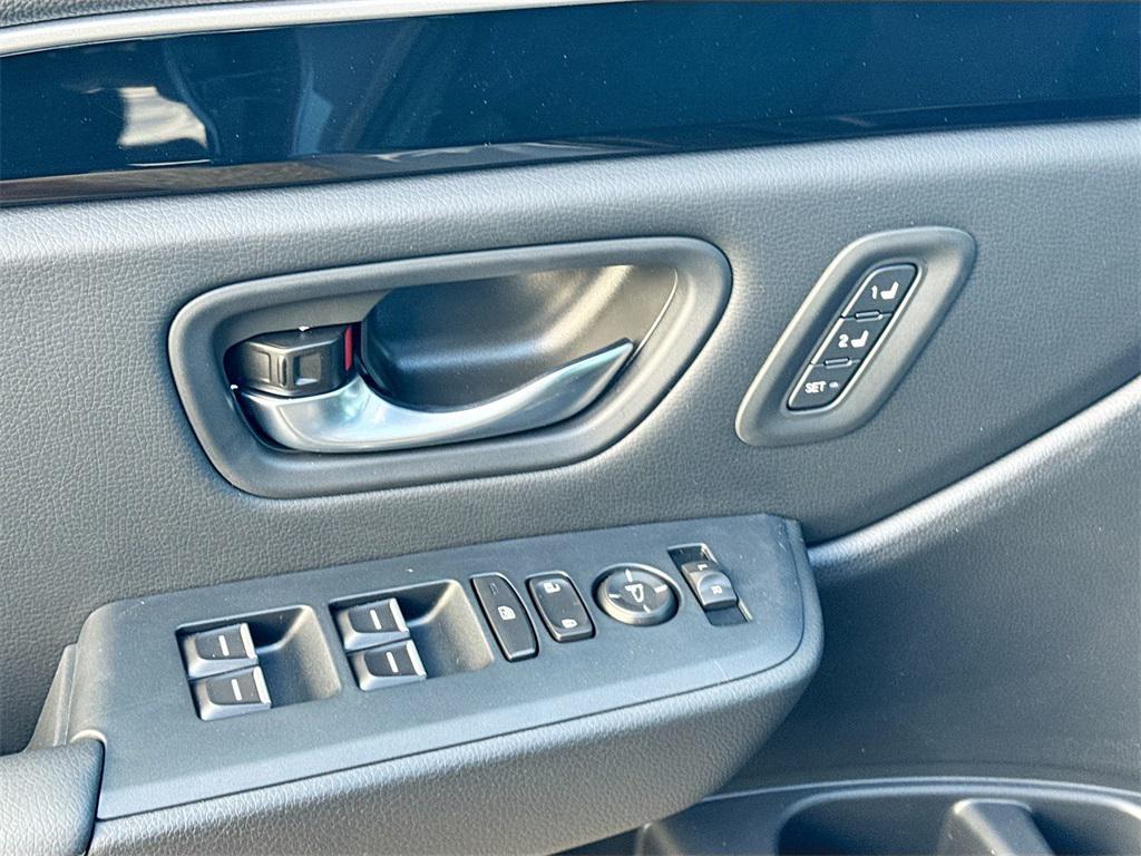 new 2025 Honda Pilot car, priced at $47,491