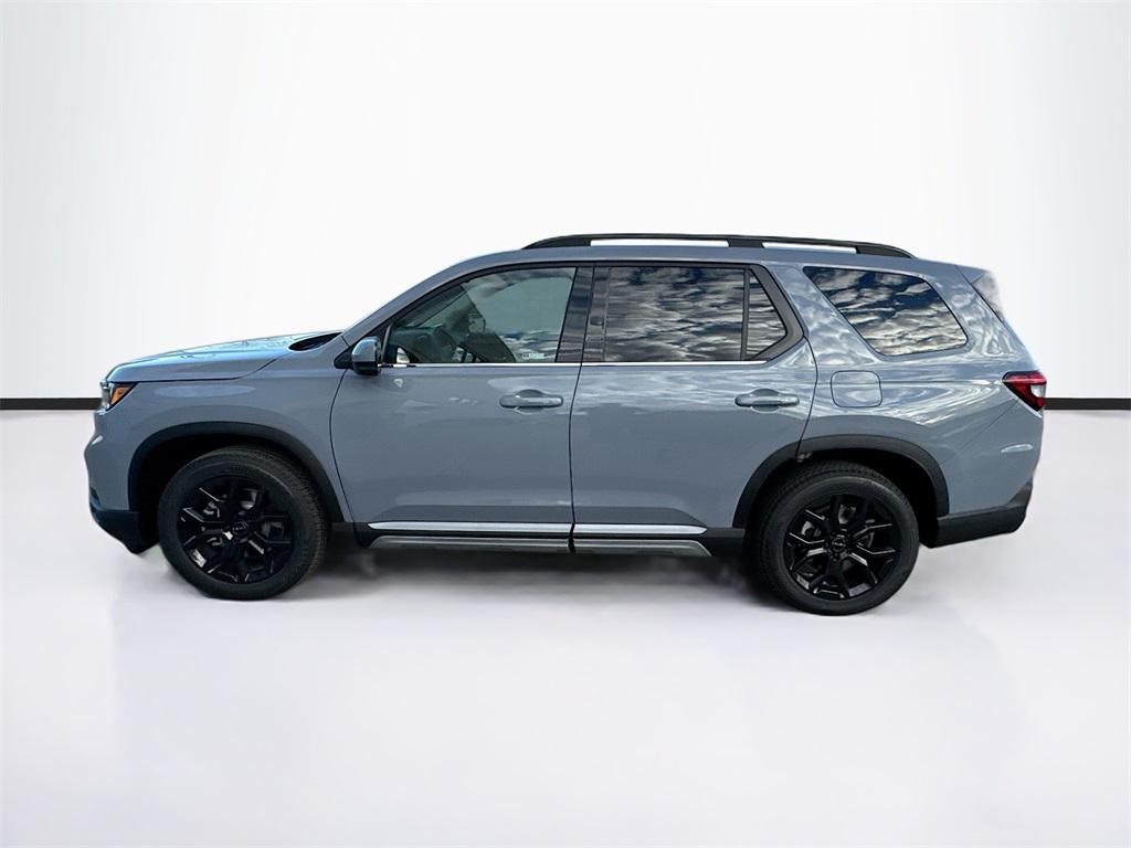 new 2025 Honda Pilot car, priced at $47,491