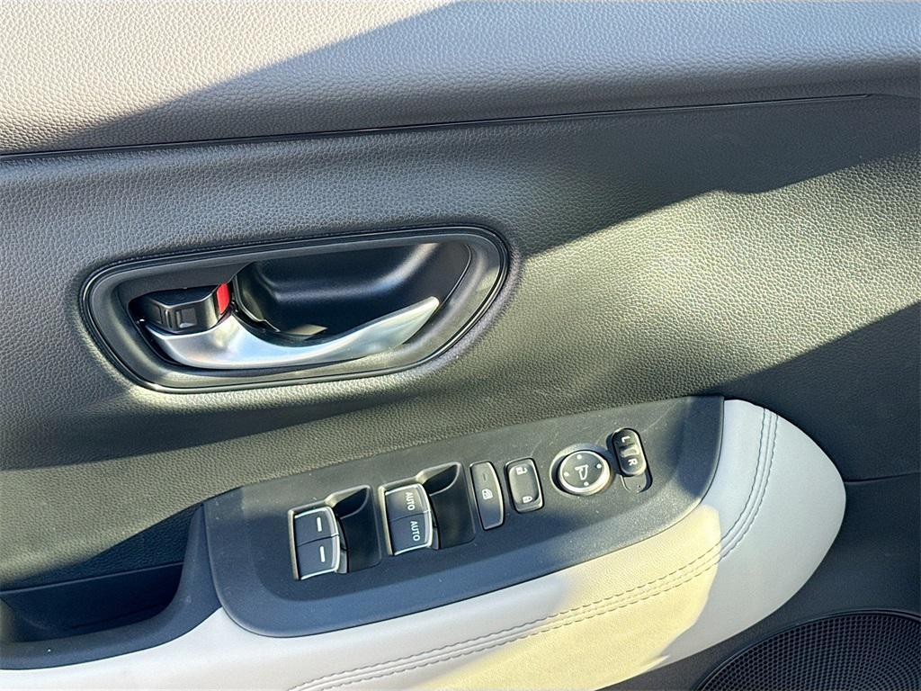 new 2026 Honda HR-V car, priced at $31,551