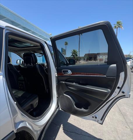 used 2012 Jeep Grand Cherokee car, priced at $11,995