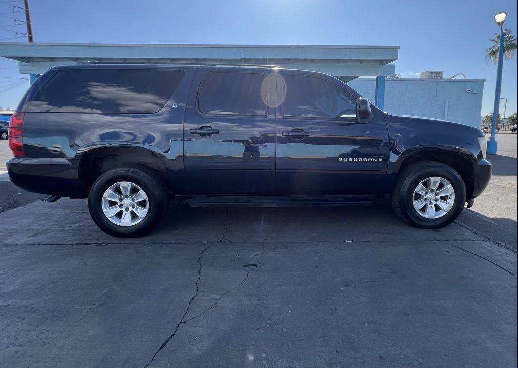 used 2008 Chevrolet Suburban car, priced at $10,995