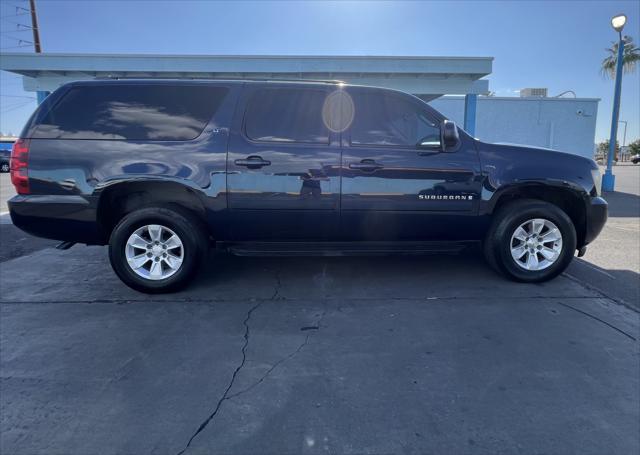 used 2008 Chevrolet Suburban car, priced at $10,995