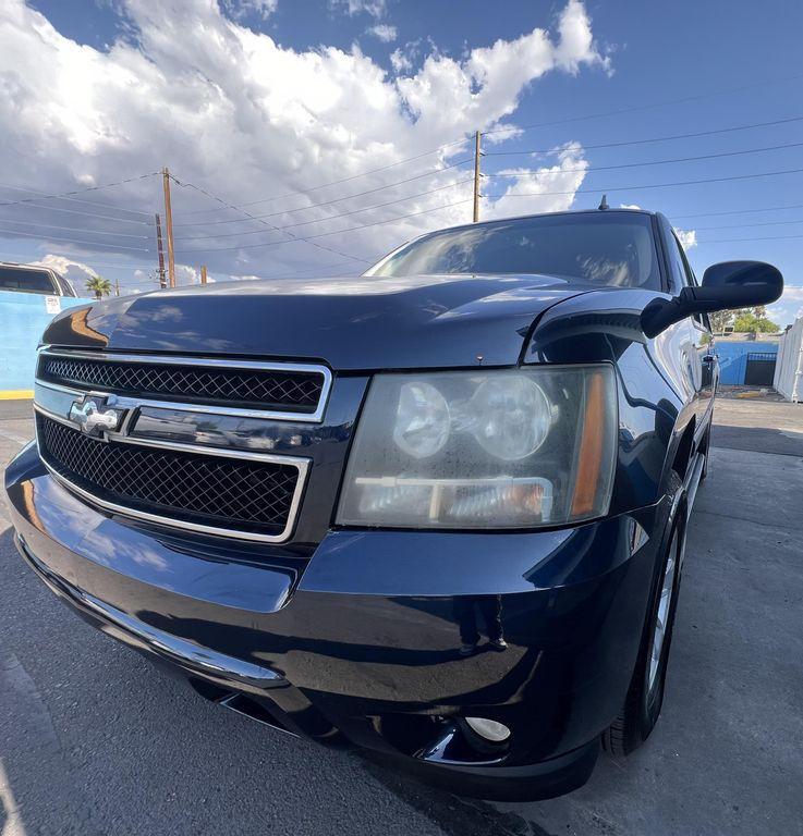 used 2008 Chevrolet Suburban car, priced at $10,995