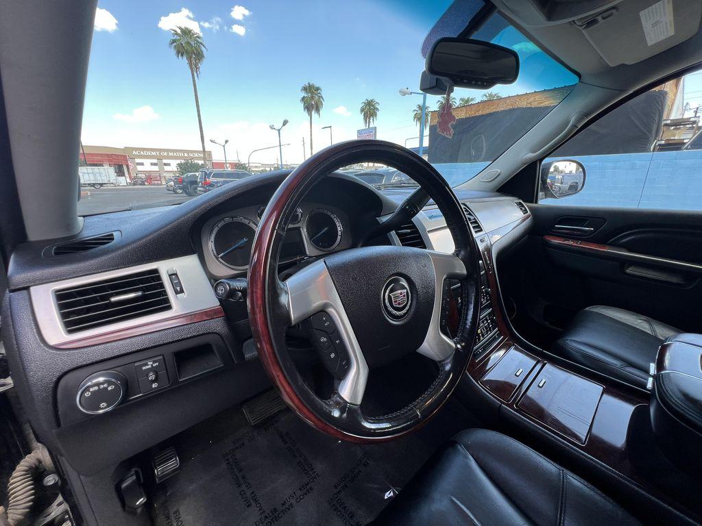 used 2013 Cadillac Escalade ESV car, priced at $11,995