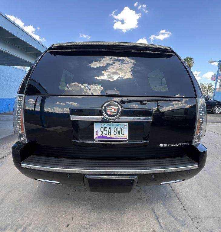 used 2013 Cadillac Escalade ESV car, priced at $11,995