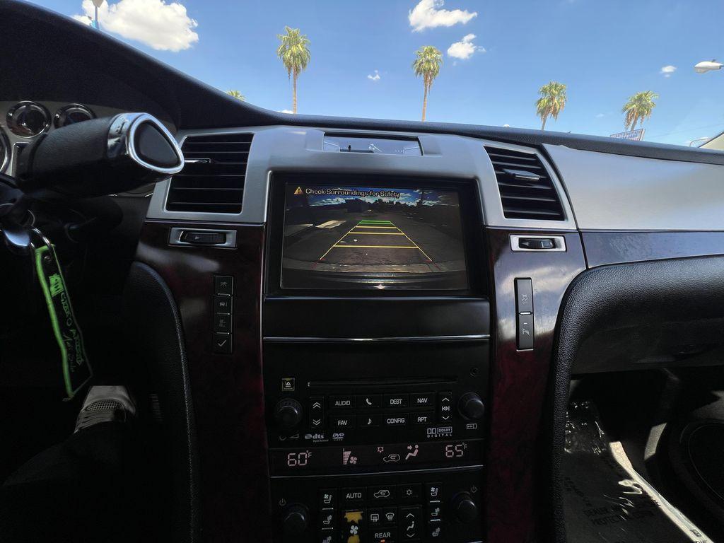 used 2013 Cadillac Escalade ESV car, priced at $11,995