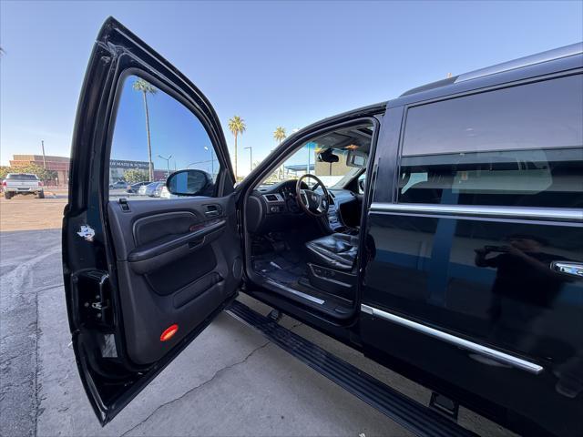 used 2008 Cadillac Escalade car, priced at $9,995