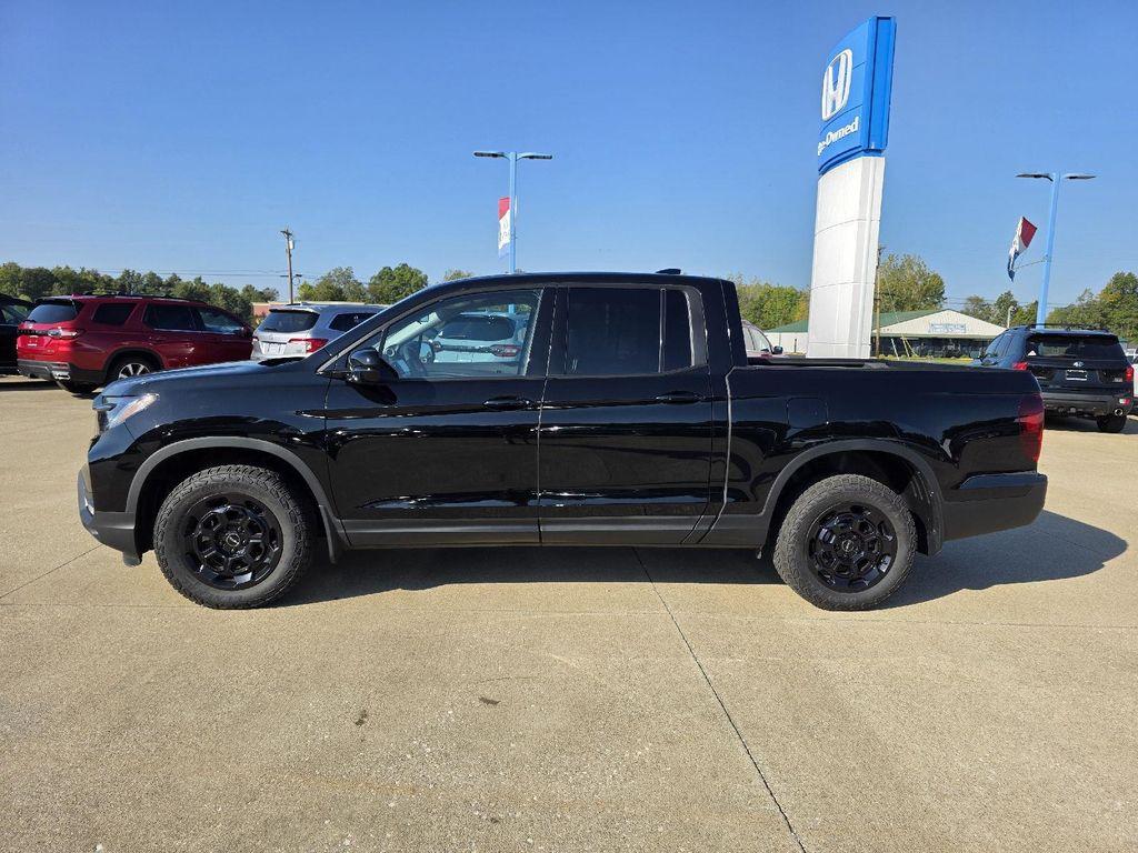 used 2025 Honda Ridgeline car, priced at $35,500