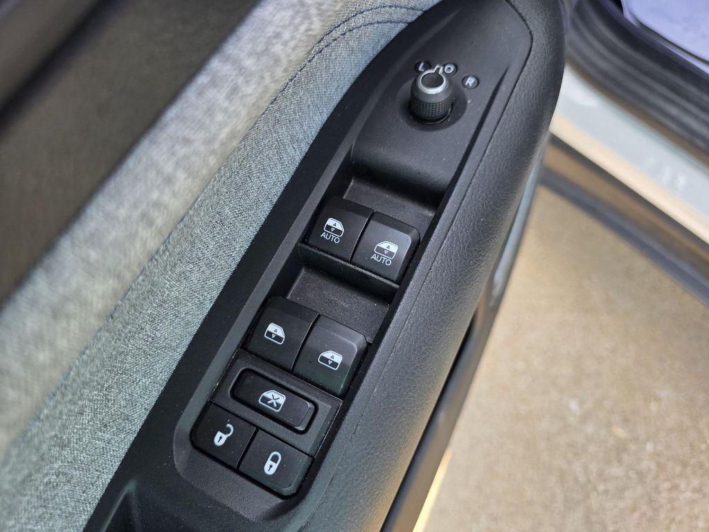 used 2024 Jeep Compass car, priced at $22,900
