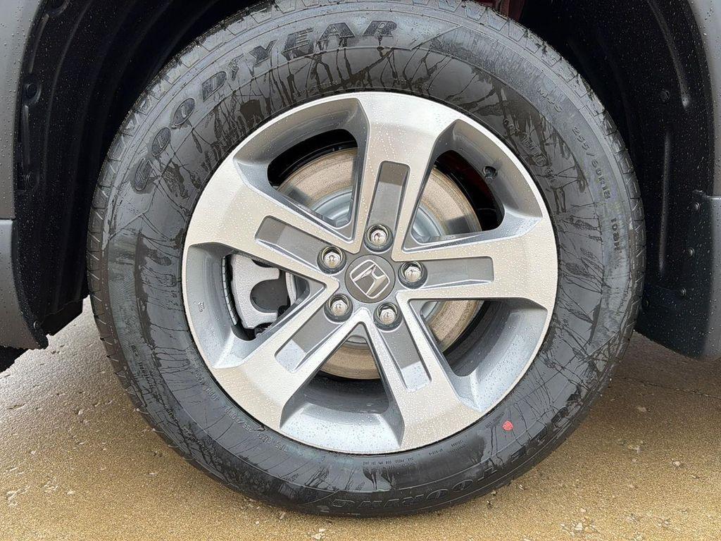 new 2025 Honda Pilot car, priced at $46,280